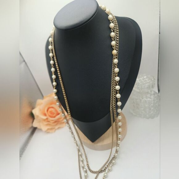 Vintage gold pearl triple strand chain necklace - Picture 5 of 9